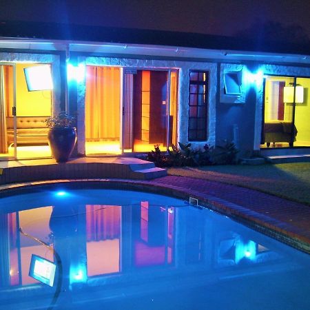 Berry Bliss Guest House Γκαμπορόνε Εξωτερικό φωτογραφία