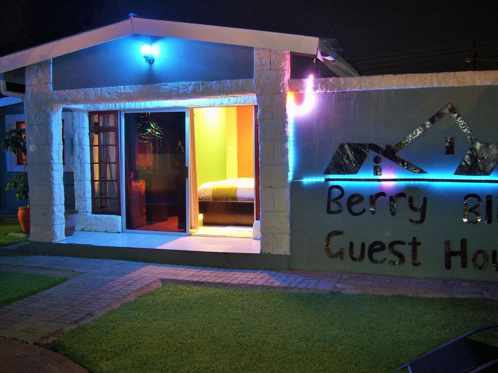 Berry Bliss Guest House Γκαμπορόνε Εξωτερικό φωτογραφία
