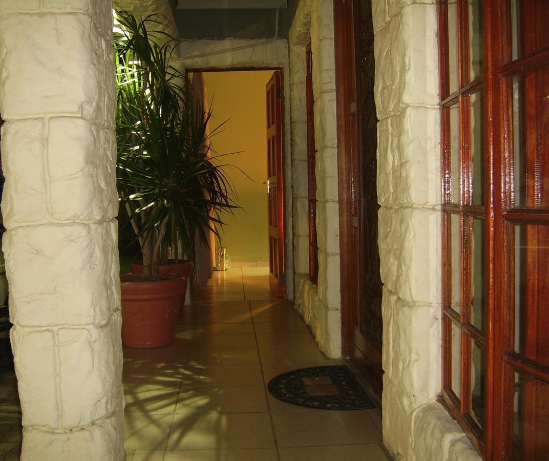 Berry Bliss Guest House Γκαμπορόνε Εξωτερικό φωτογραφία