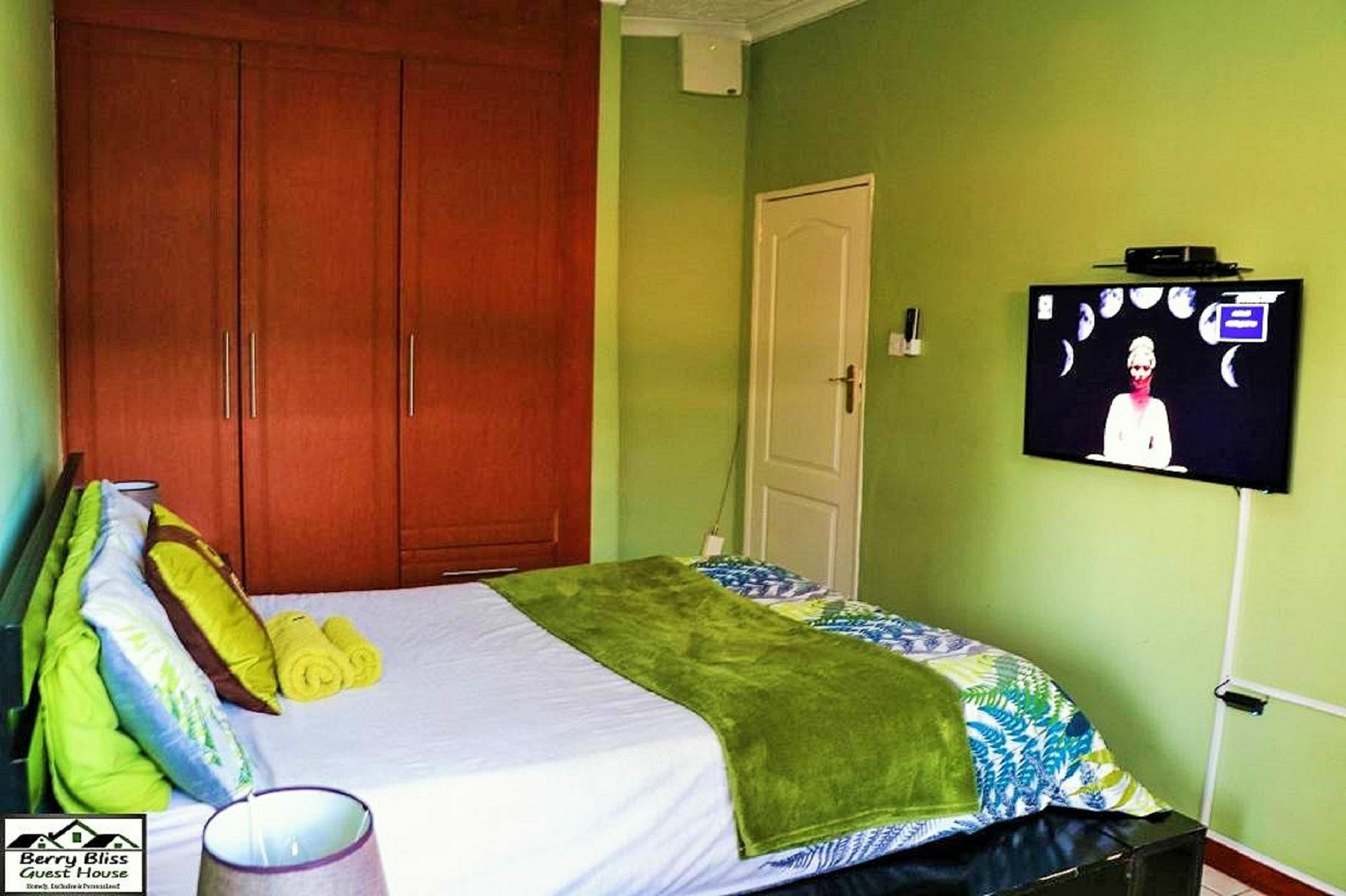 Berry Bliss Guest House Γκαμπορόνε Εξωτερικό φωτογραφία