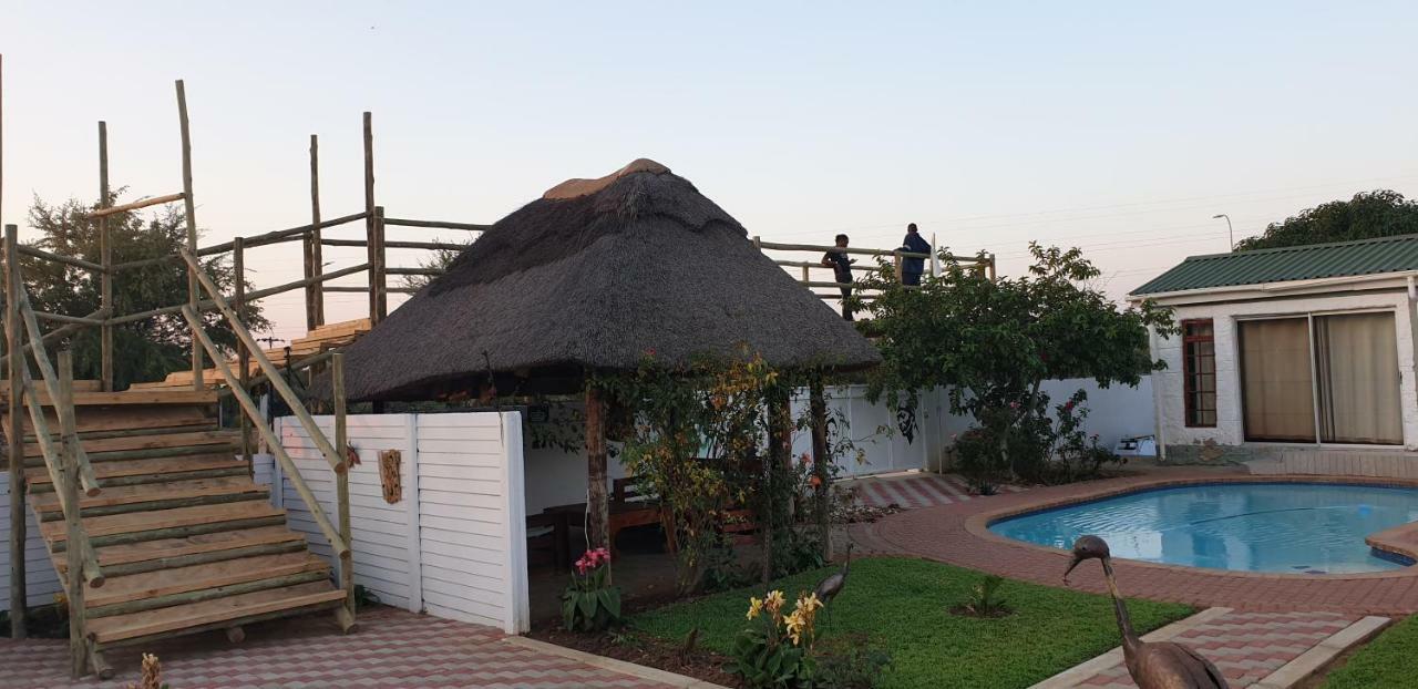 Berry Bliss Guest House Γκαμπορόνε Εξωτερικό φωτογραφία